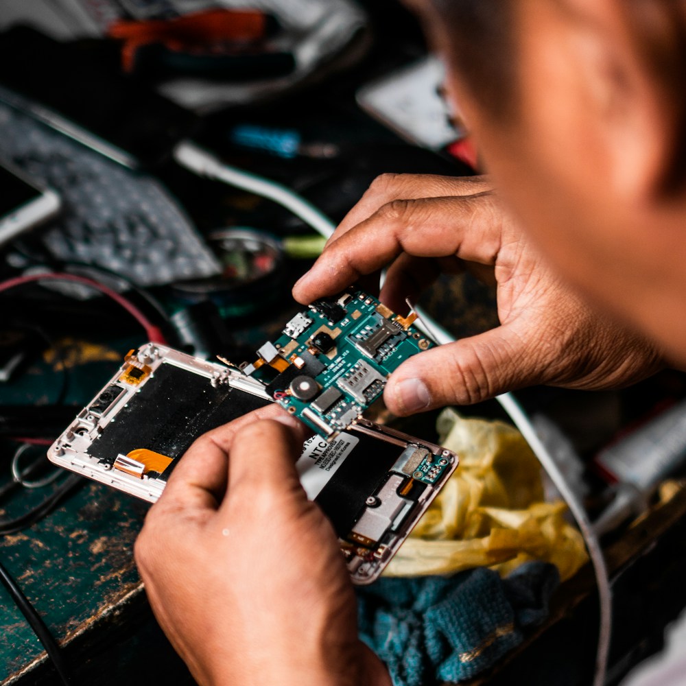 Heroes — Repair Inset 1